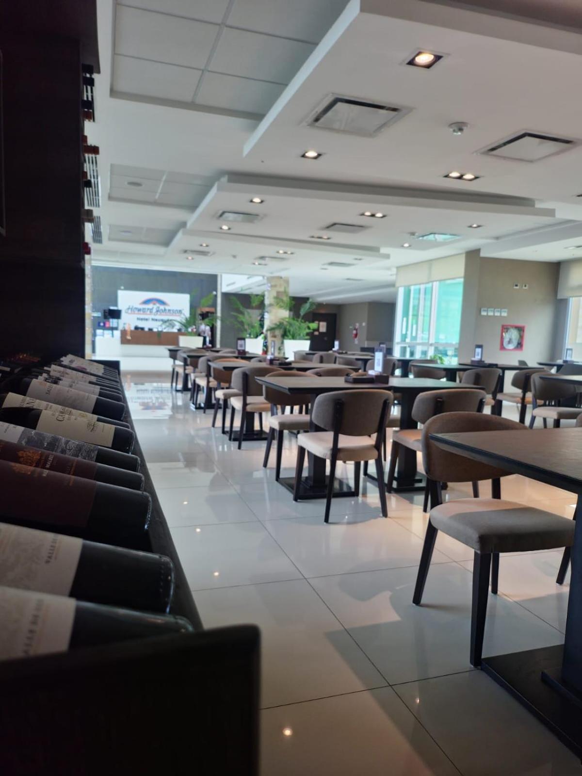 Howard Johnson Neuquén Extérieur photo